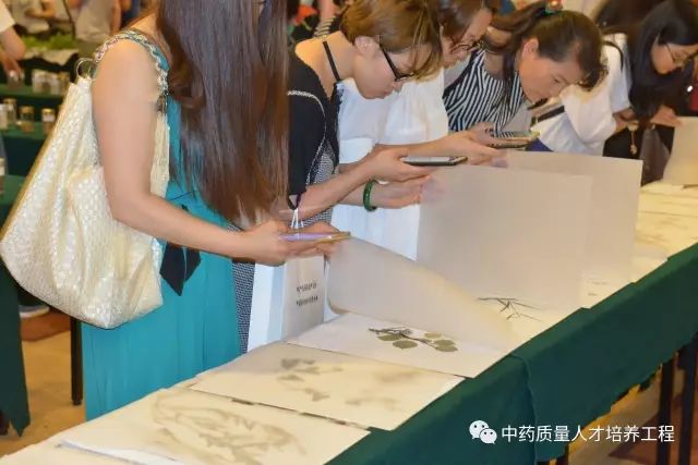 1676255884684291.jpg 1676255884684291.jpg