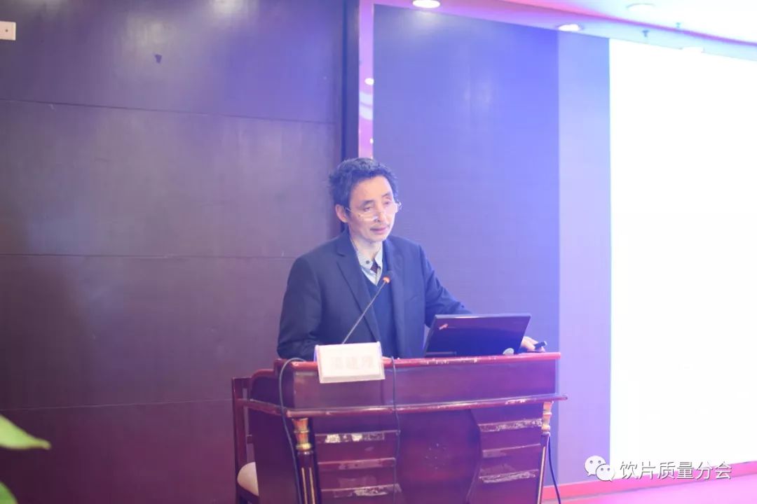 1676262100618624.jpg 1676262100618624.jpg